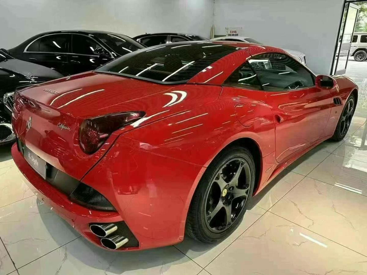 2012年7月法拉利 458  2012款 4.5L Italia 中國限量版