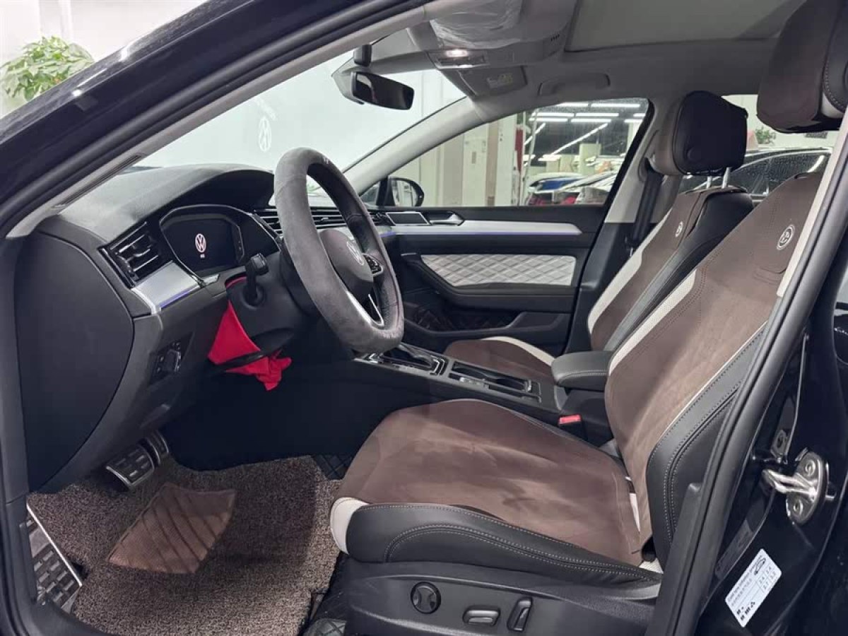 大眾 邁騰  2023款 200萬輛紀念版 330TSI DSG豪華型圖片