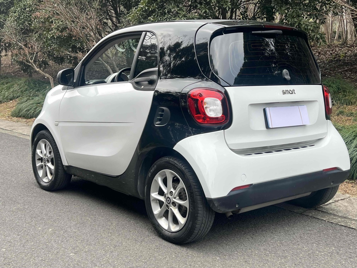 smart fortwo  2015款 1.0L 52千瓦硬頂靈動版圖片