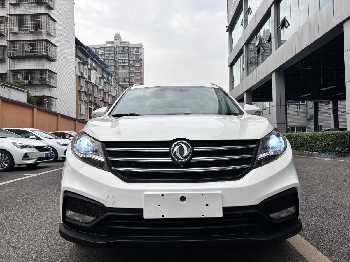 Dongfeng scenery 5802017 model changed to 1.5T CVT luxury model图片