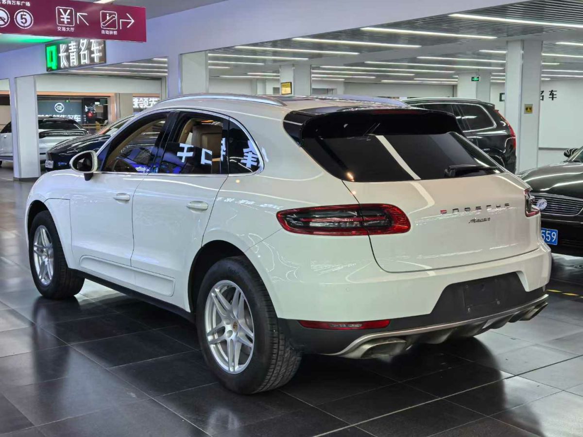 保時(shí)捷 Macan  2016款 Macan 2.0T圖片