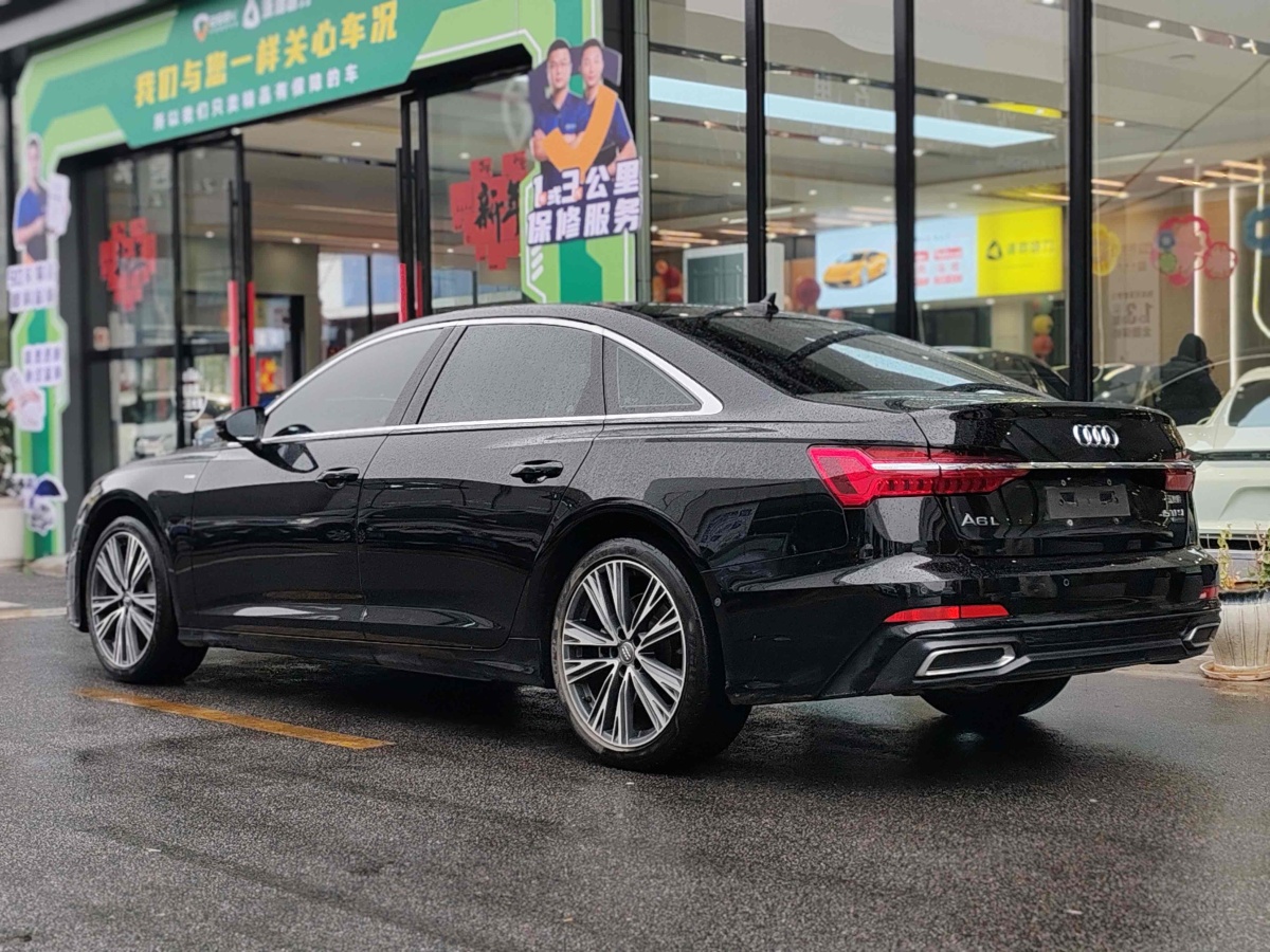 奧迪 奧迪A6L  2021款 45 TFSI quattro 臻選動(dòng)感型圖片