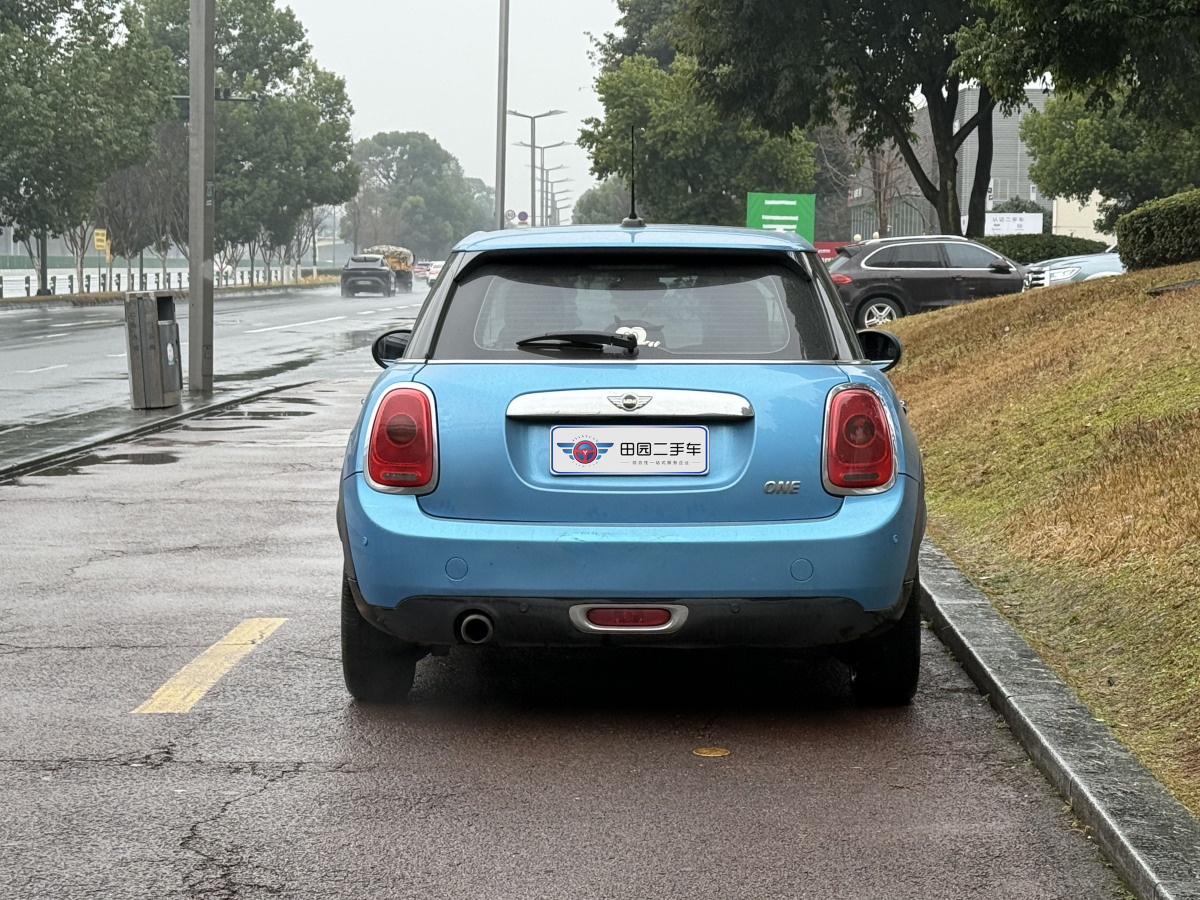 MINI MINI  2016款 1.2T ONE 五門版圖片