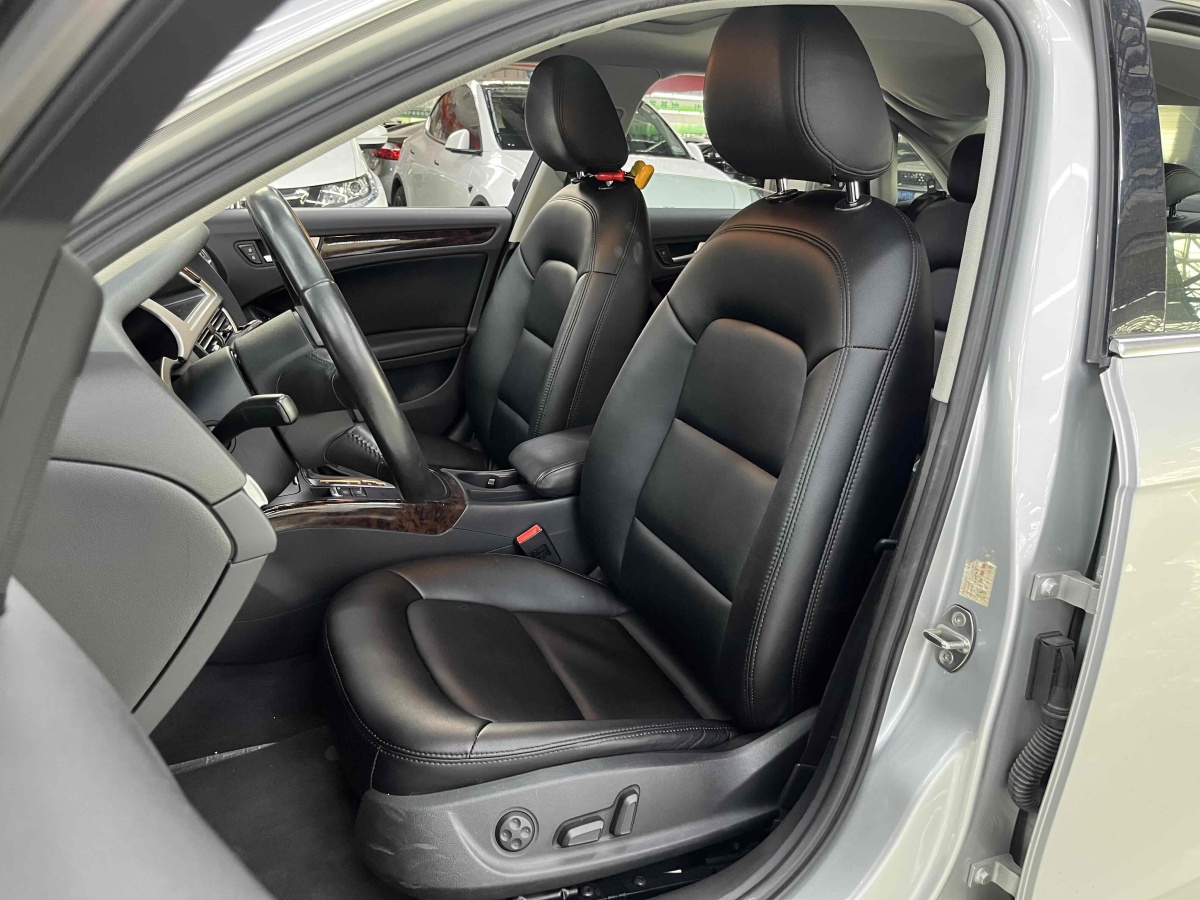 奧迪 奧迪A4L  2011款 2.0 TFSI 標準型圖片