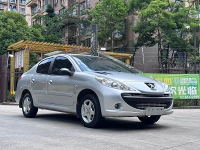 2011年4月 標(biāo)致 207 兩廂 1.4L 手動(dòng)馭樂版圖片