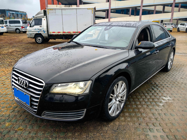 奥迪 奥迪A8  2013款 A8L 45 TFSI quattro豪华型