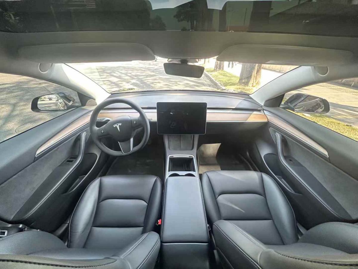 特斯拉 Model S  2021款 Plaid Plus 版圖片