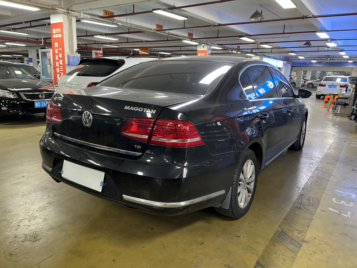 大眾 邁騰  2012款 改款 1.8TSI 領(lǐng)先型圖片