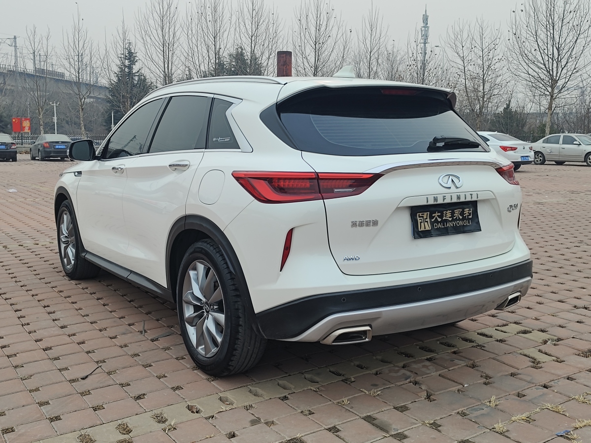 2021年1月英菲尼迪 QX50  2020款 改款 2.0T 四驅(qū)菁英版