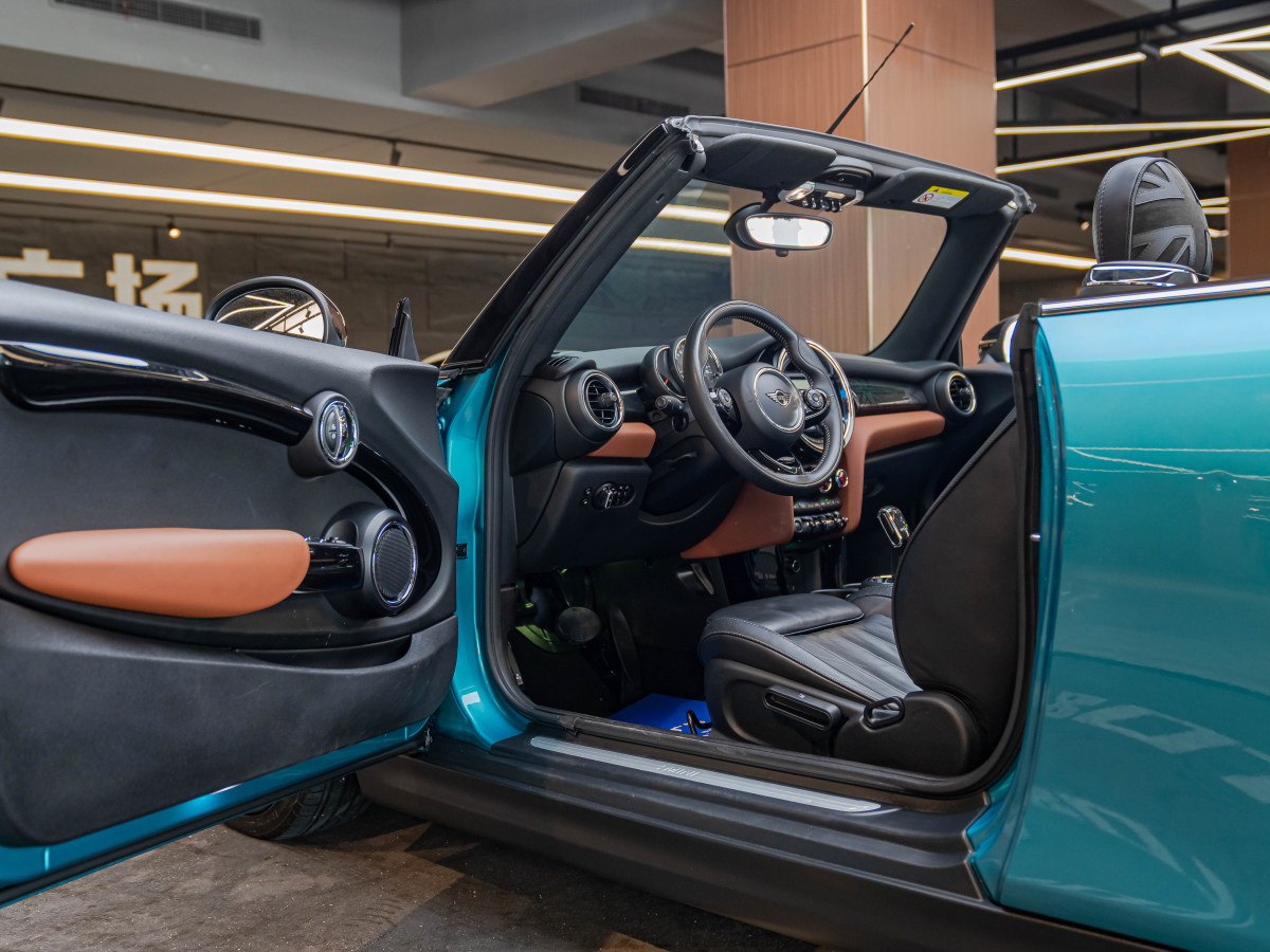 2019年5月MINI MINI  2019款 1.5T COOPER CABRIO 艺术家