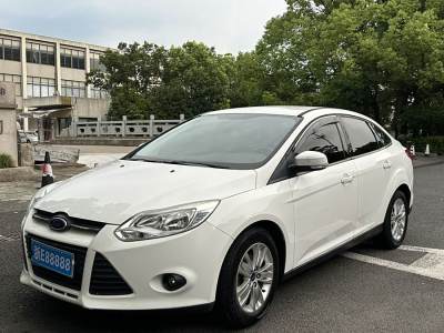 2015年2月 福特 ?？怂?三廂 1.6L 手動舒適型圖片