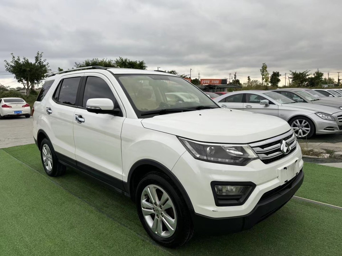 長(zhǎng)安歐尚 CX70  2016款 1.6L 手動(dòng)豪華型圖片