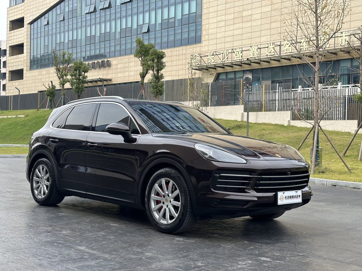 2020年6月保時(shí)捷 Cayenne新能源  2019款 Cayenne E-Hybrid 2.0T