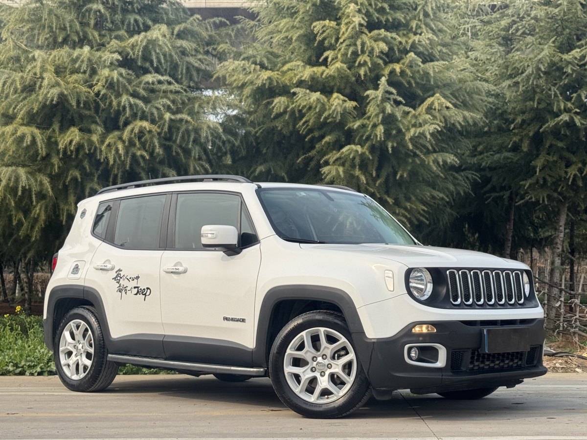 Jeep 自由俠  2018款 互聯(lián)大屏版 180T 自動高能版圖片