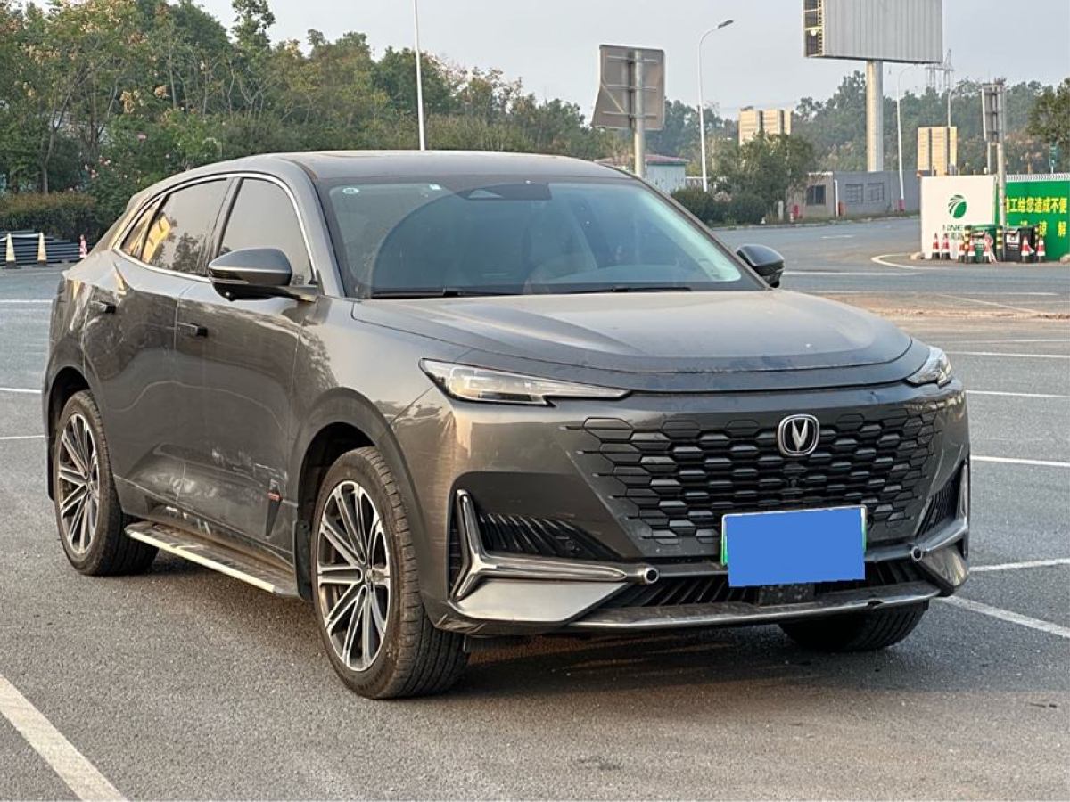 長(zhǎng)安 長(zhǎng)安UNI-K新能源  2022款 藍(lán)鯨iDD 130km 1.5T 尊貴型圖片