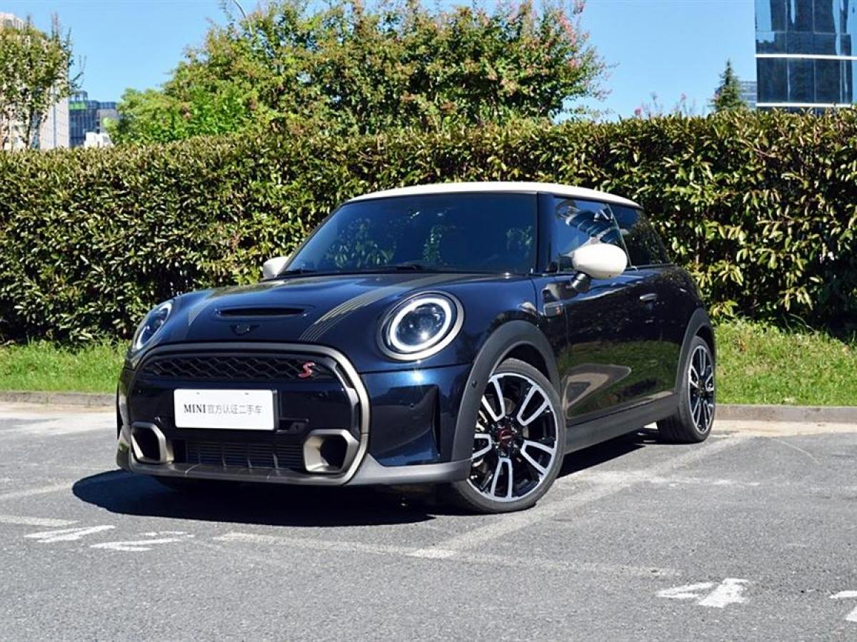 MINI MINI  2023款 2.0T COOPER S 執(zhí)迷版圖片