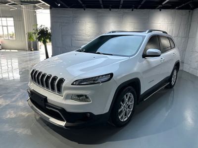 2016年8月 Jeep 自由光 2.4L 領先智能版圖片