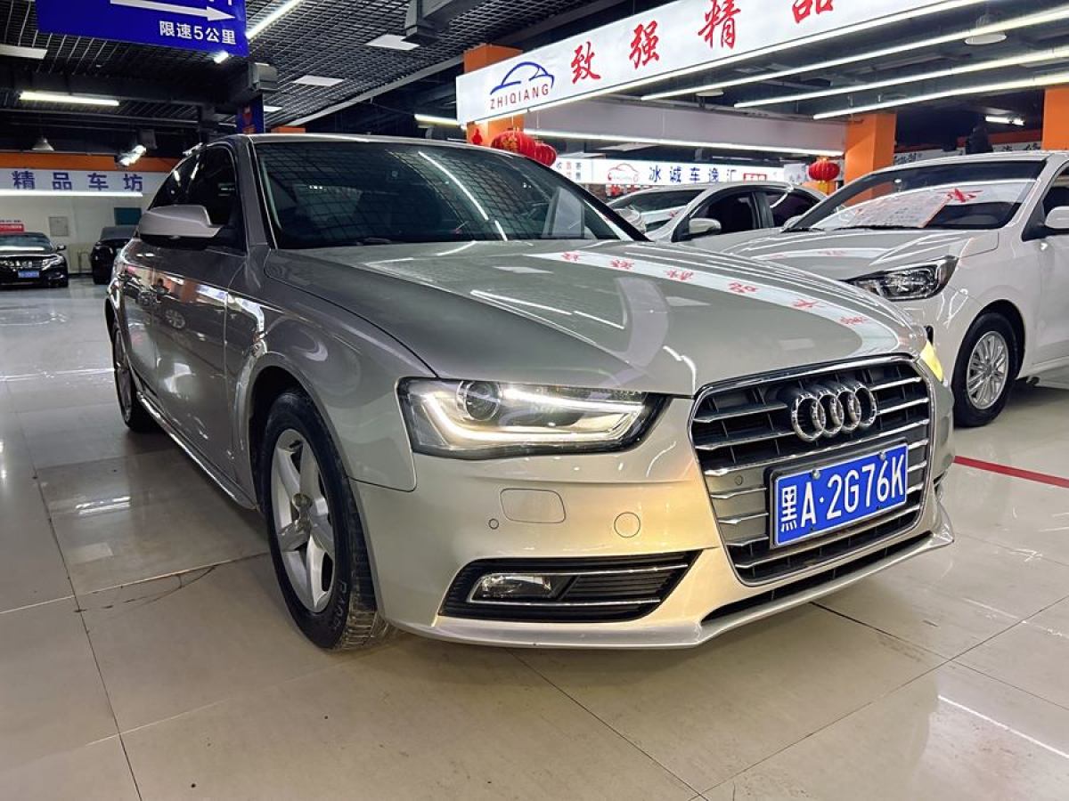 奧迪 奧迪A4L  2015款 35 TFSI 自動標(biāo)準(zhǔn)型圖片