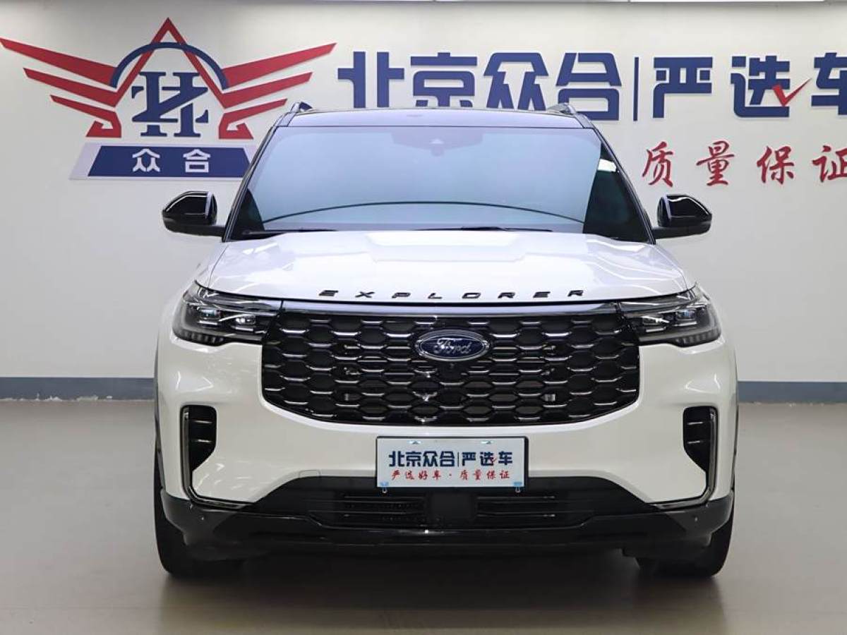 福特 探險(xiǎn)者  2023款 EcoBoost 285 四驅(qū)ST-LINE 7座圖片