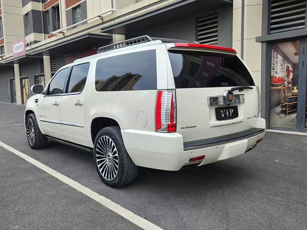 凱迪拉克 凱雷德ESCALADE  2013款 6.2L ESV鉑金版加長(zhǎng)型圖片