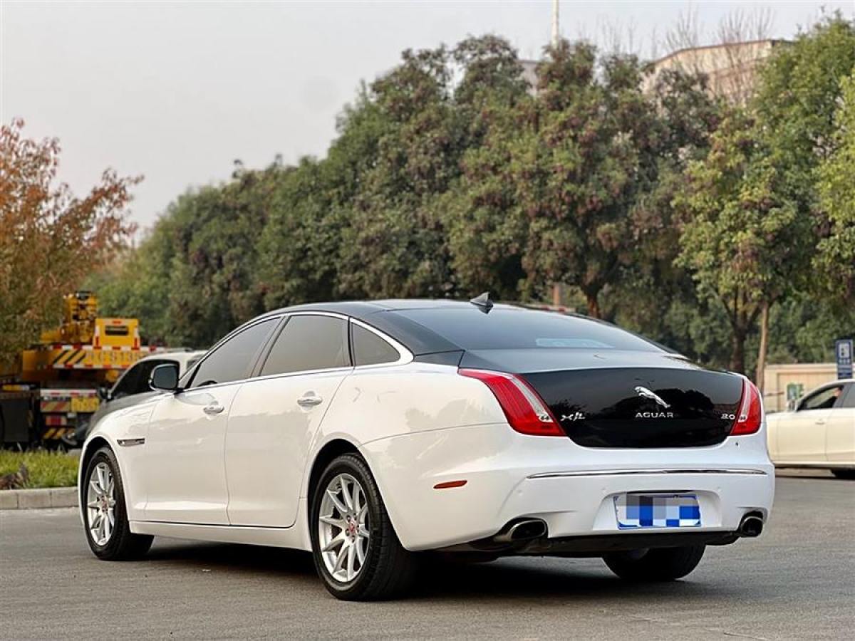 捷豹 XJ  2014款 XJL 2.0T 兩驅(qū)典雅商務(wù)版圖片