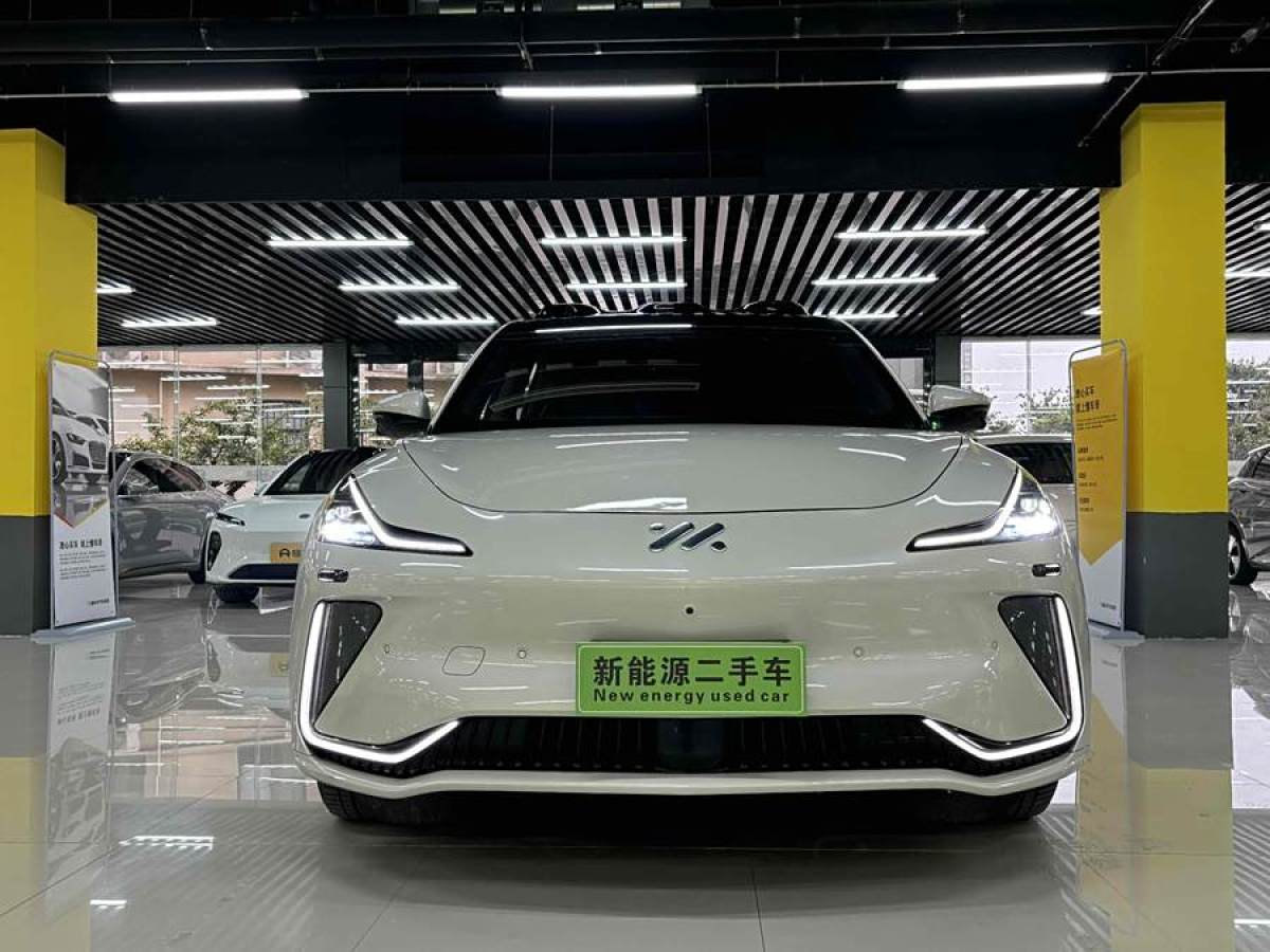 2023年1月智己 智己LS7  2023款 100kWh Lux四驅(qū)版