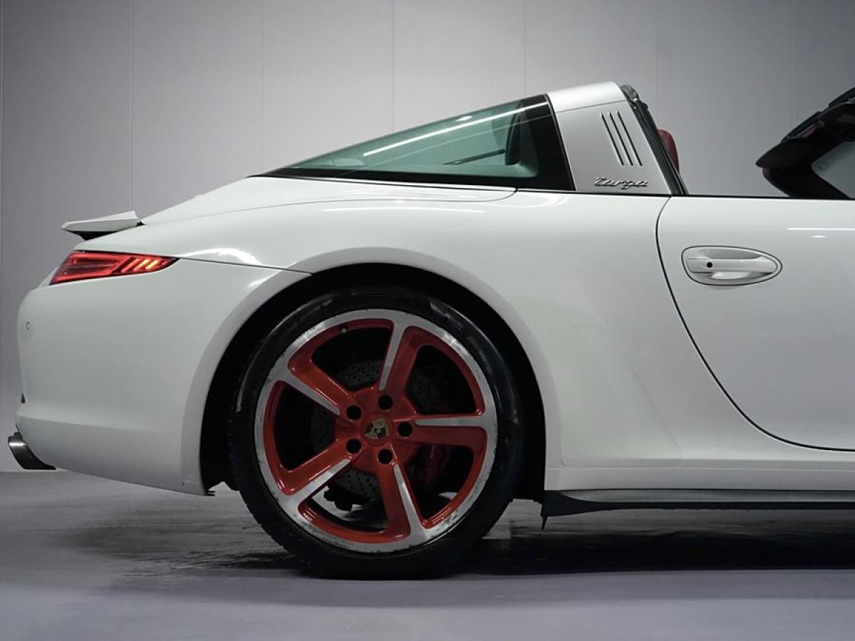 保時(shí)捷 911  2014款 Targa 4 3.4L圖片