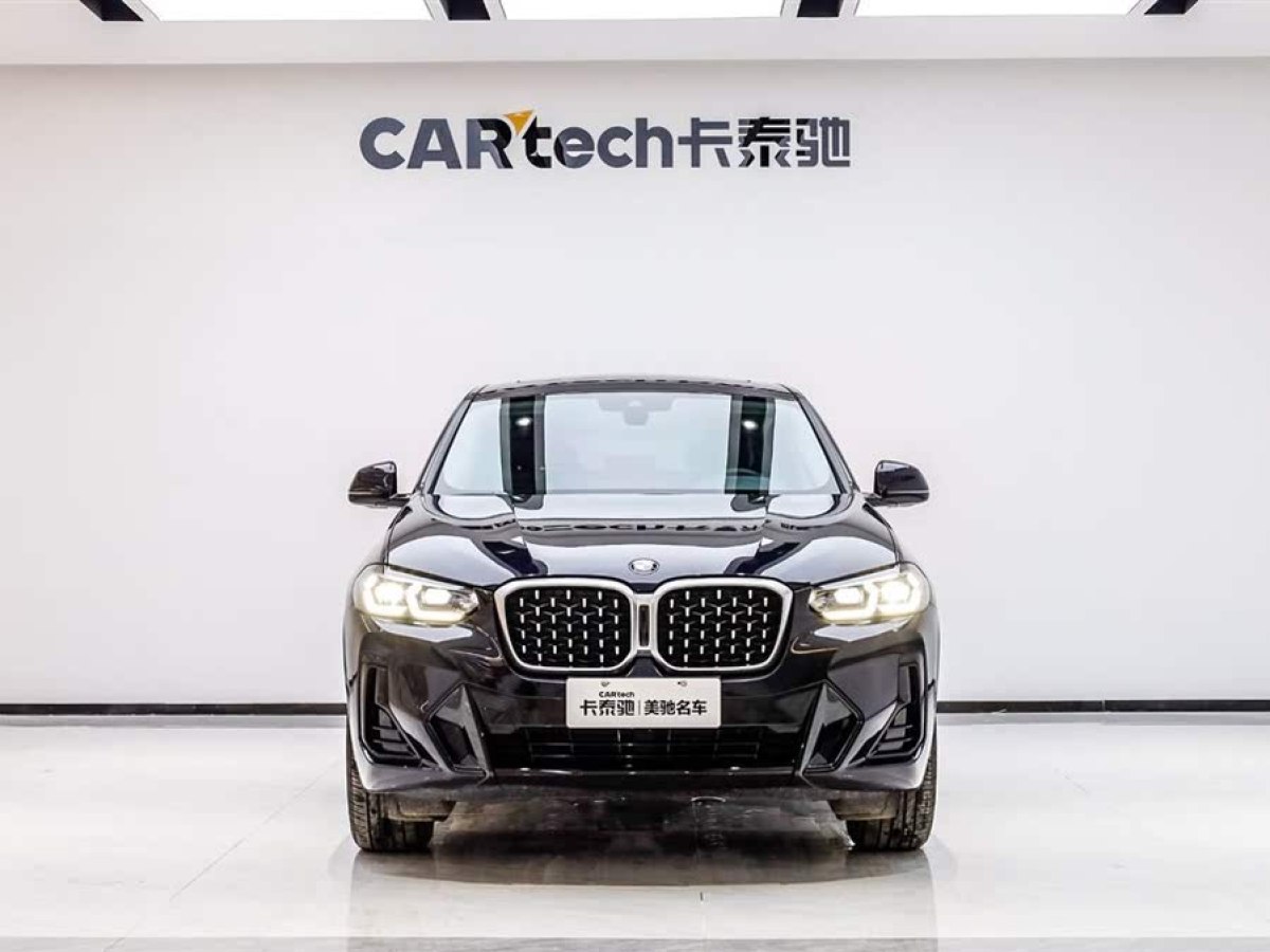 寶馬 寶馬X4  2022款 xDrive 25i M運(yùn)動套裝圖片