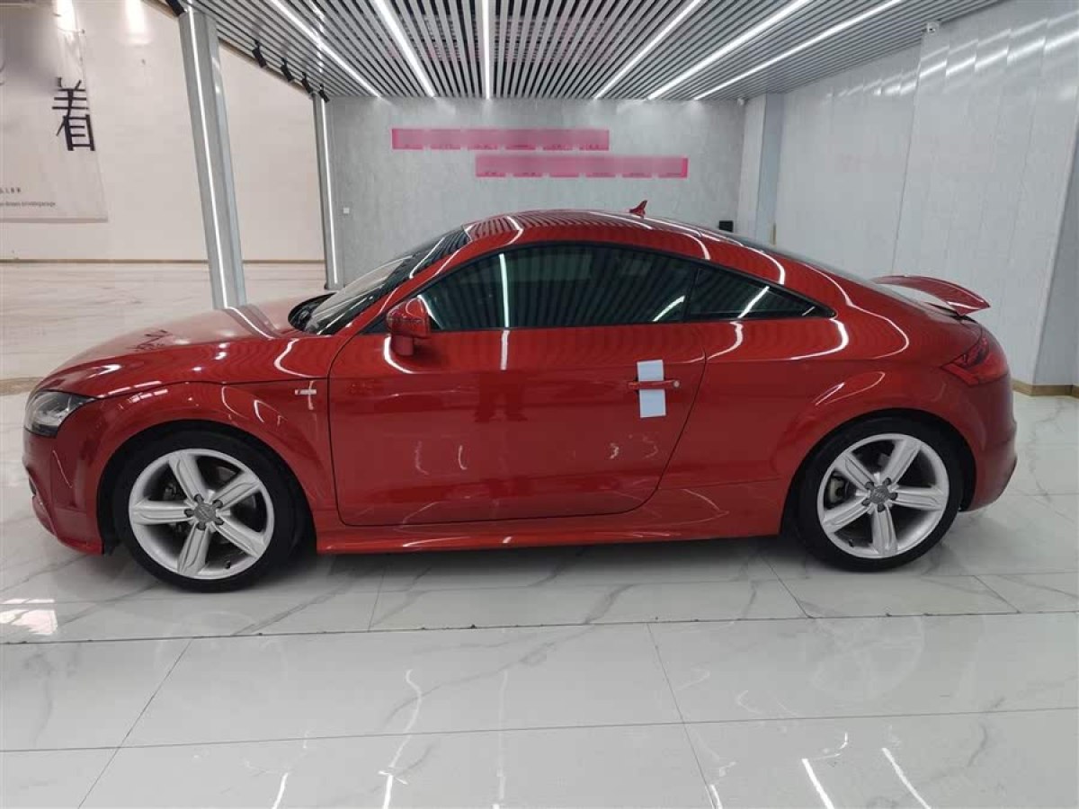奧迪 奧迪TT  2013款 TT Coupe 45 TFSI 彩色夢幻版圖片
