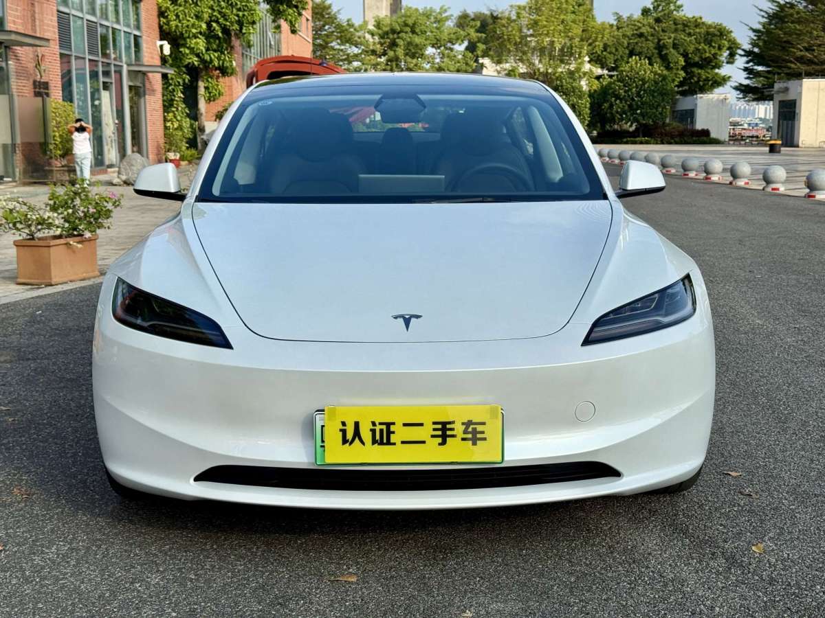 特斯拉 Model 3  2023款 長續(xù)航全輪驅(qū)動版圖片