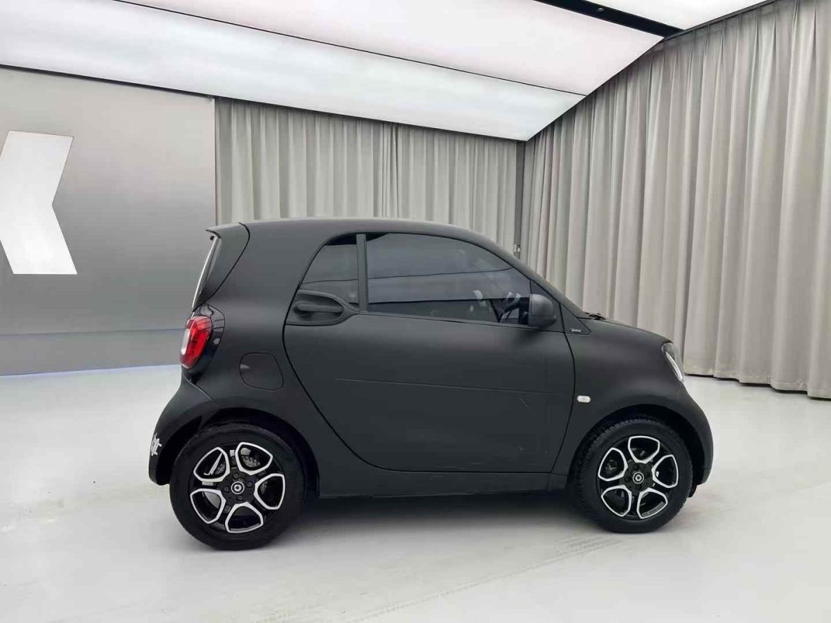歐拉 歐拉白貓  2022款 升級版 305km 舒享型 三元鋰圖片