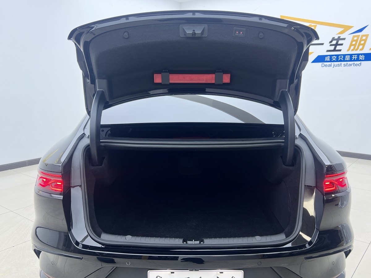 2024年11月比亞迪 漢  2025款 DM-i 125KM尊貴型