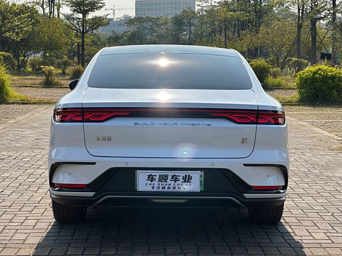 比亞迪 漢  2022款 DM-i 121KM 領(lǐng)航型圖片