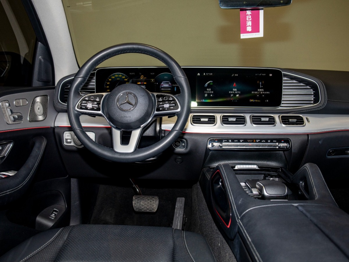 奔驰 奔驰GLE轿跑  2022款 改款 GLE 350 4MATIC 轿跑SUV 豪华型图片