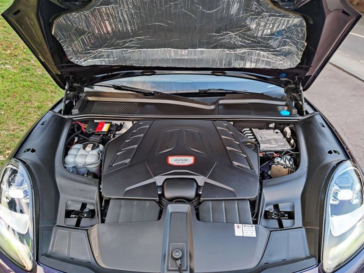 保时捷 Cayenne  2018款 Cayenne Turbo 4.0T图片