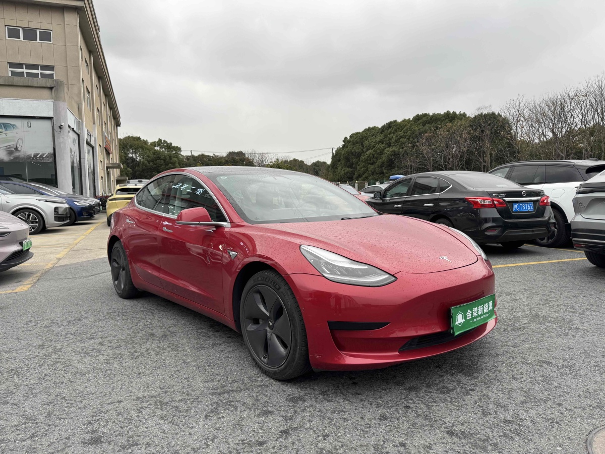 特斯拉 Model 3  2019款 標準續(xù)航后驅(qū)升級版圖片