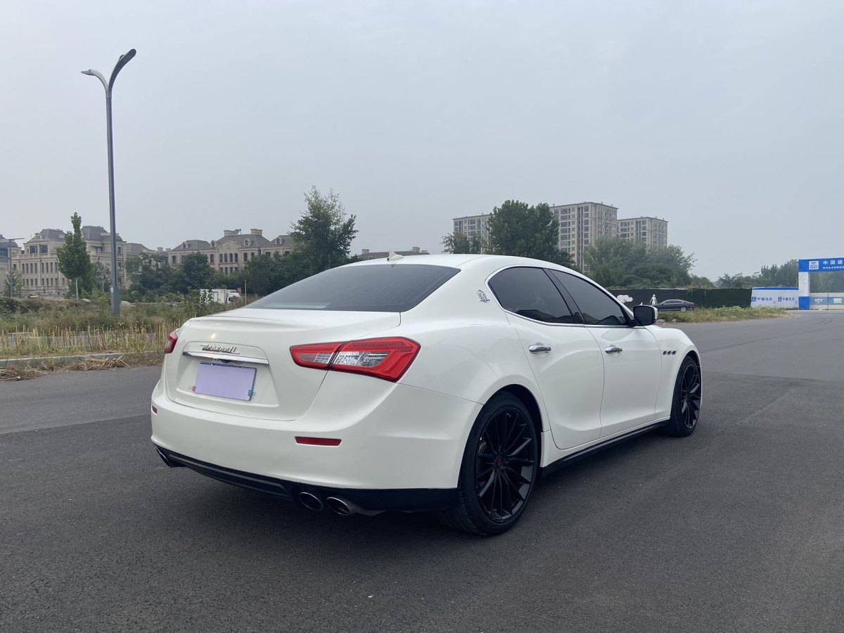 瑪莎拉蒂 Ghibli  2014款 3.0T 標(biāo)準(zhǔn)版圖片