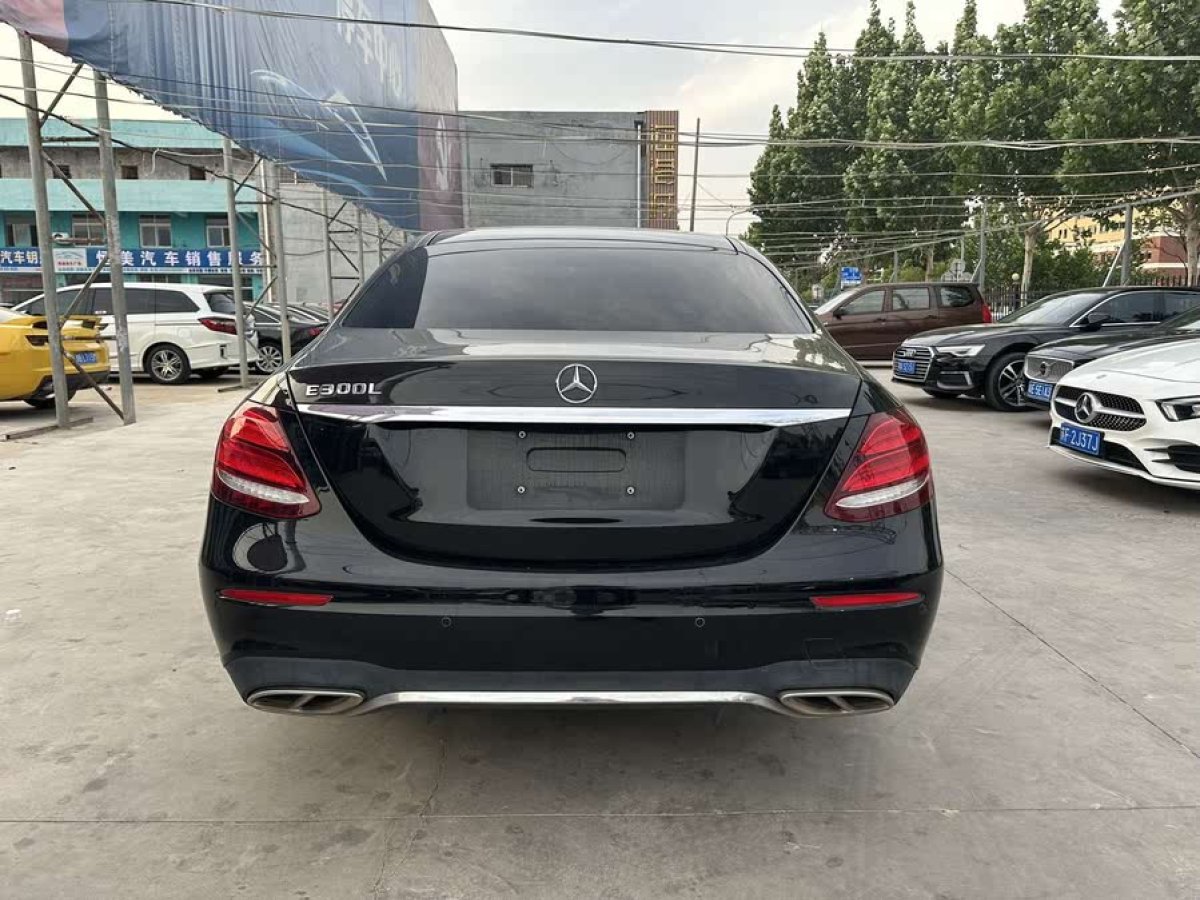 奔馳 奔馳E級(jí)  2019款 改款 E 300 L 運(yùn)動(dòng)時(shí)尚型圖片