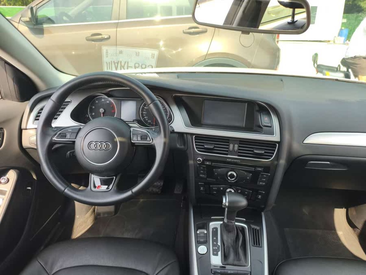 奧迪 奧迪A4L  2013款 35 TFSI 自動標準型圖片