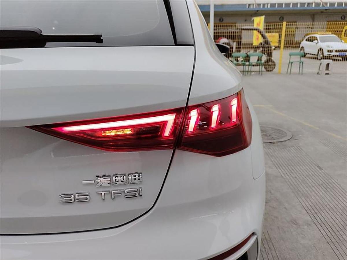 奧迪 奧迪A3  2022款 Sportback 35 TFSI 時(shí)尚運(yùn)動(dòng)型圖片