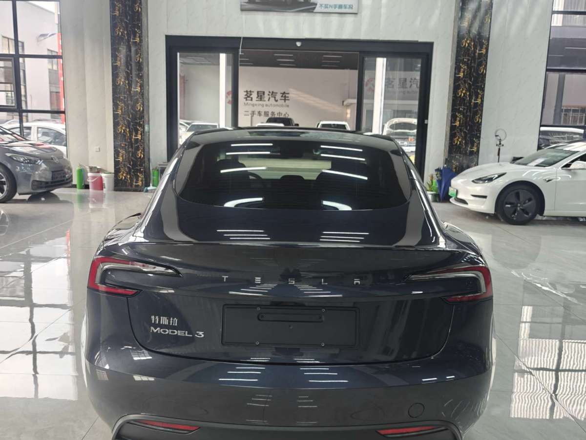 2024年8月特斯拉 Model Y  2023款 煥新版 后輪驅(qū)動(dòng)