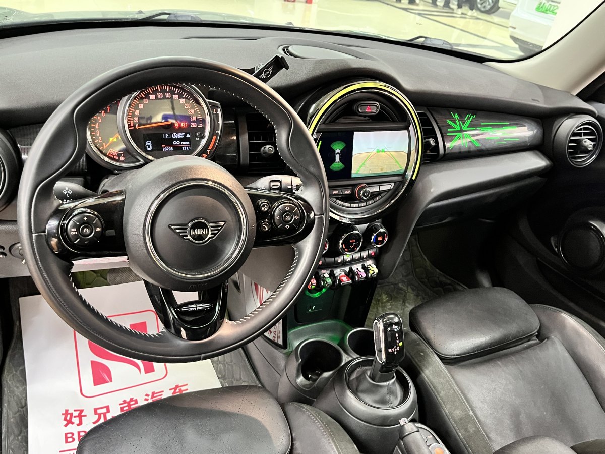 2020年10月MINI MINI  2019款 1.5T COOPER 藝術家