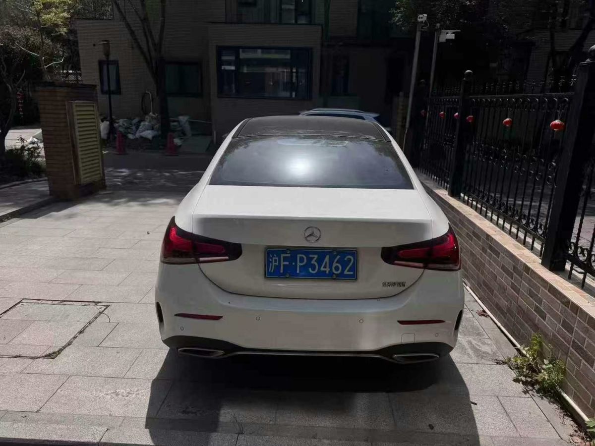 奔馳 奔馳A級(jí)  2019款  改款 A 180 L圖片