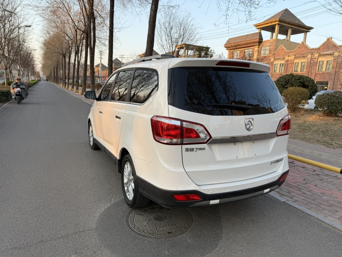 寶駿 730  2014款 1.5L 手動標準型 7座圖片