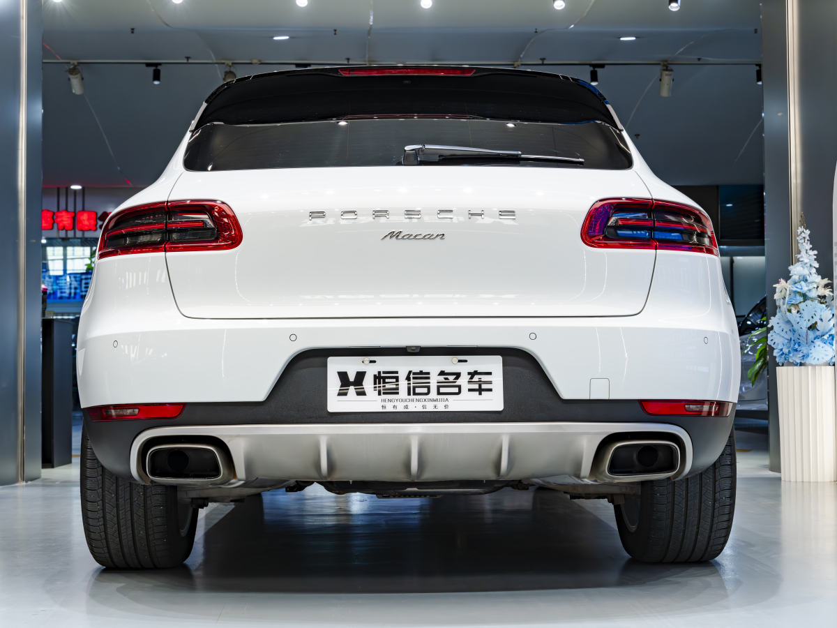 2015年1月保時(shí)捷 Macan  2014款 Macan 2.0T