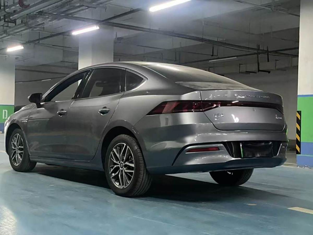 比亞迪 秦PLUS  2023款 冠軍版 EV 420KM領(lǐng)先型圖片