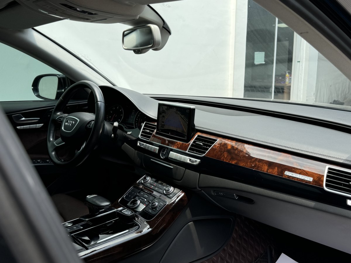 2017年5月奧迪 奧迪A8  2016款 A8L 45 TFSI quattro時尚型