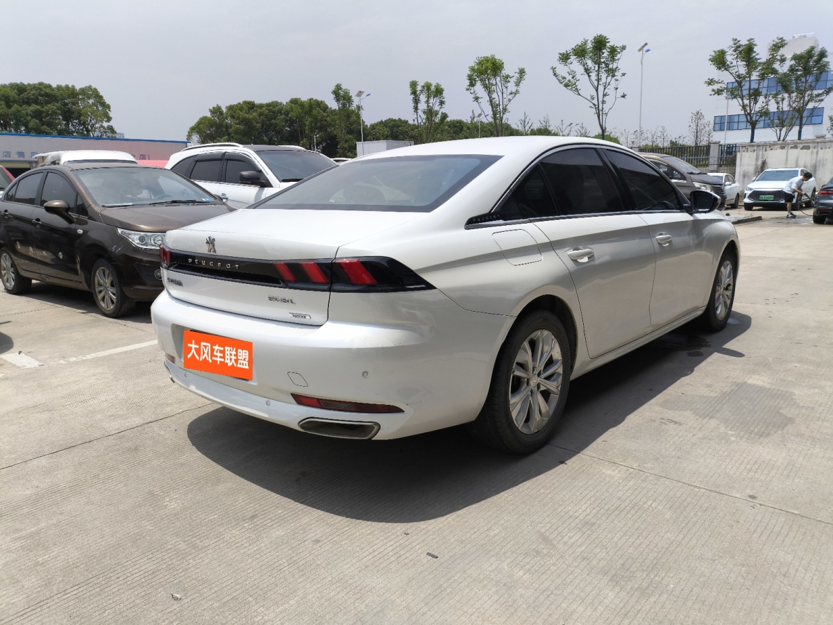 標(biāo)致 508  2022款 改款 508L 360THP PureTech 先鋒版圖片