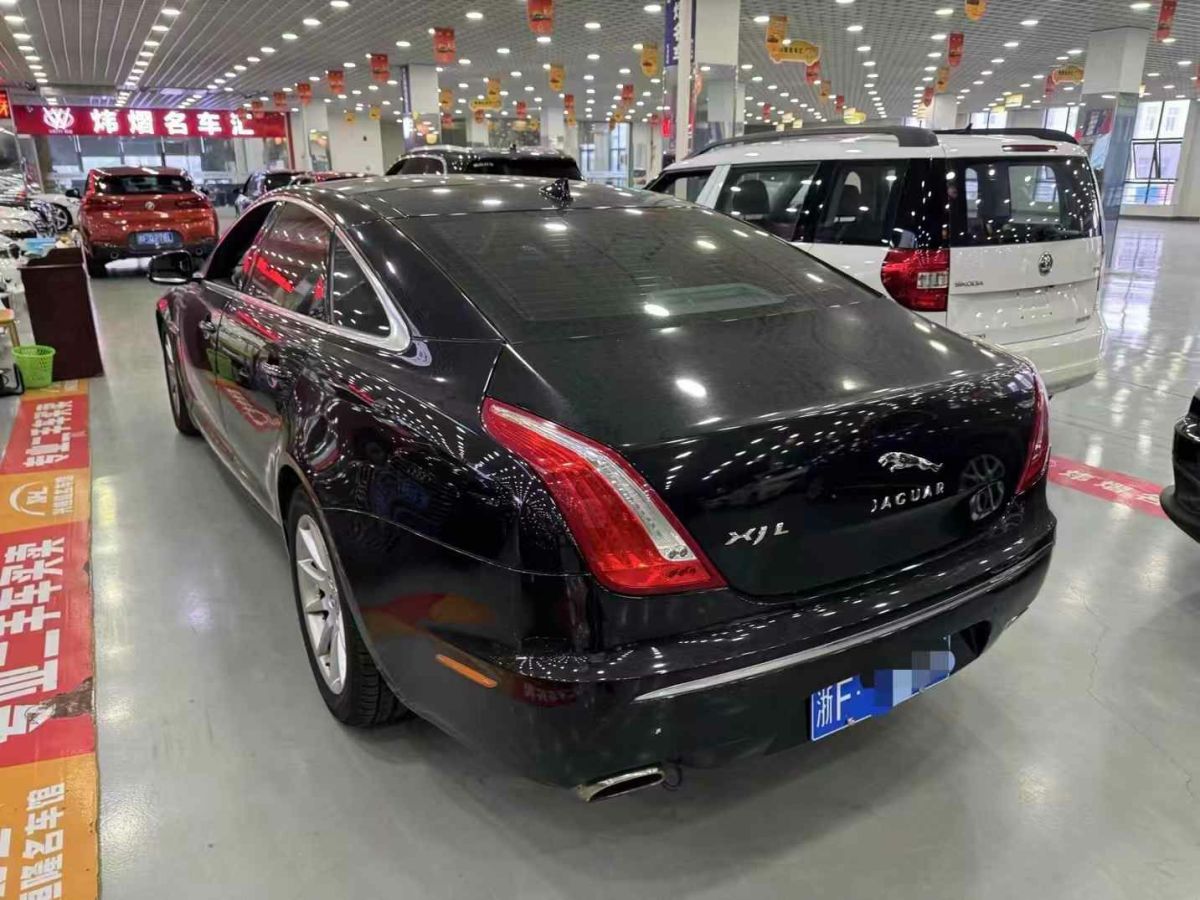 2013年3月捷豹 XJ  2013款 XJL 3.0 SC 劍橋限量版