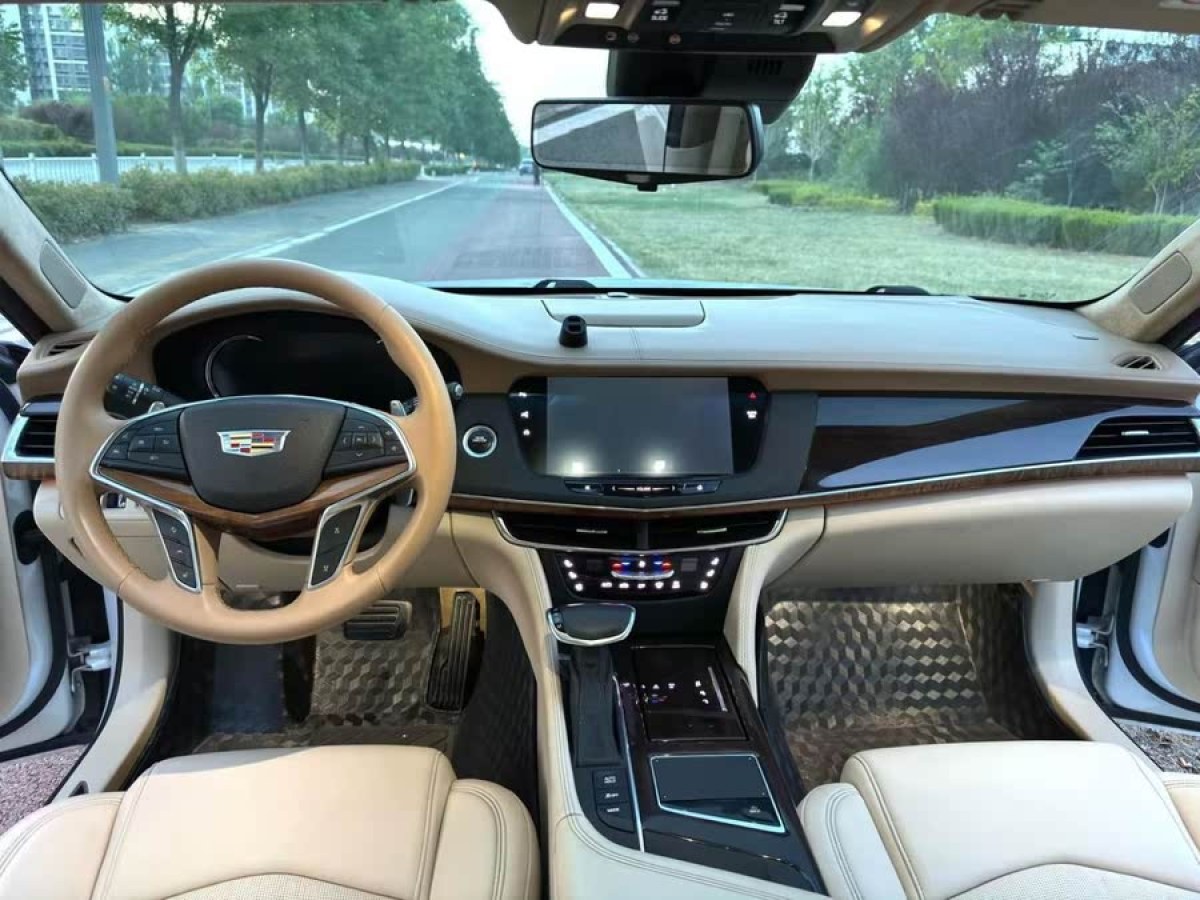 凱迪拉克 CT6  2017款 28T 鉑金版圖片